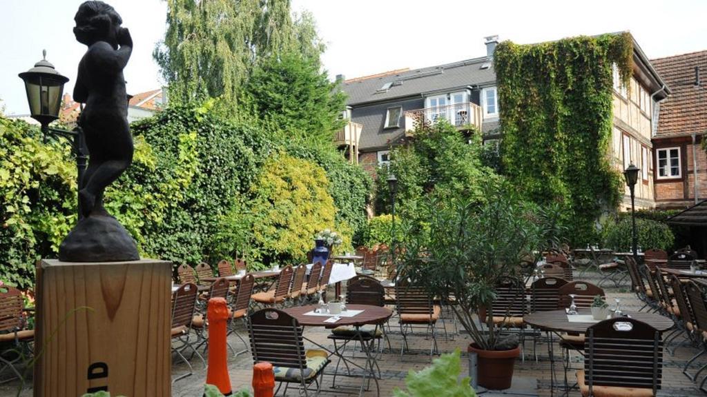 Hotel Weinhaus Wöhler Schwerin  Exterior foto