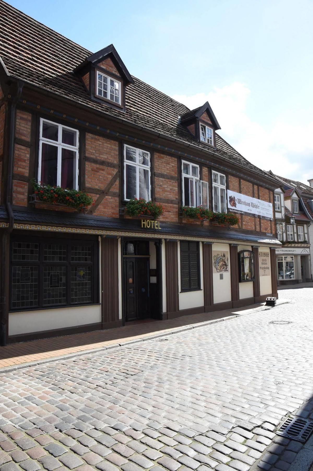 Hotel Weinhaus Wöhler Schwerin  Exterior foto