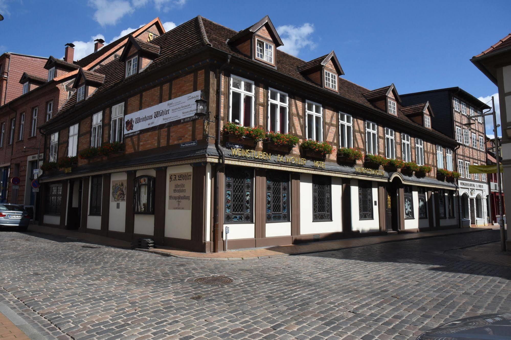 Hotel Weinhaus Wöhler Schwerin  Exterior foto
