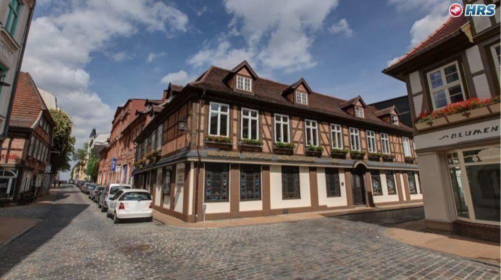 Hotel Weinhaus Wöhler Schwerin  Exterior foto